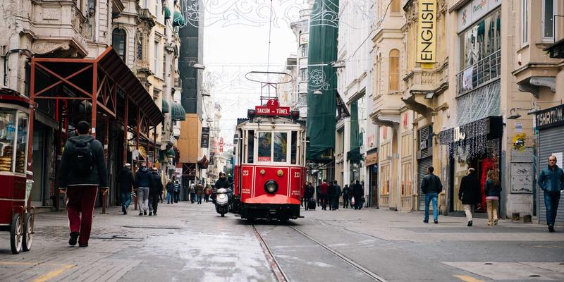 开源与云计算的融合：Web开发视角下的网络即服务（NaaS）商业模式与选型指南